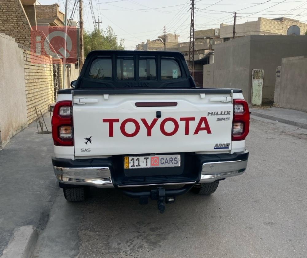 تويوتا هايلوكس